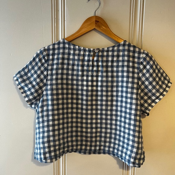 Not Perfect Linen Bay Top with cap sleeves - Picture 2 of 4